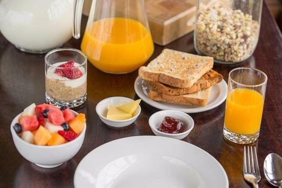 رودرا فيلاز آغْرا المظهر الخارجي الصورة